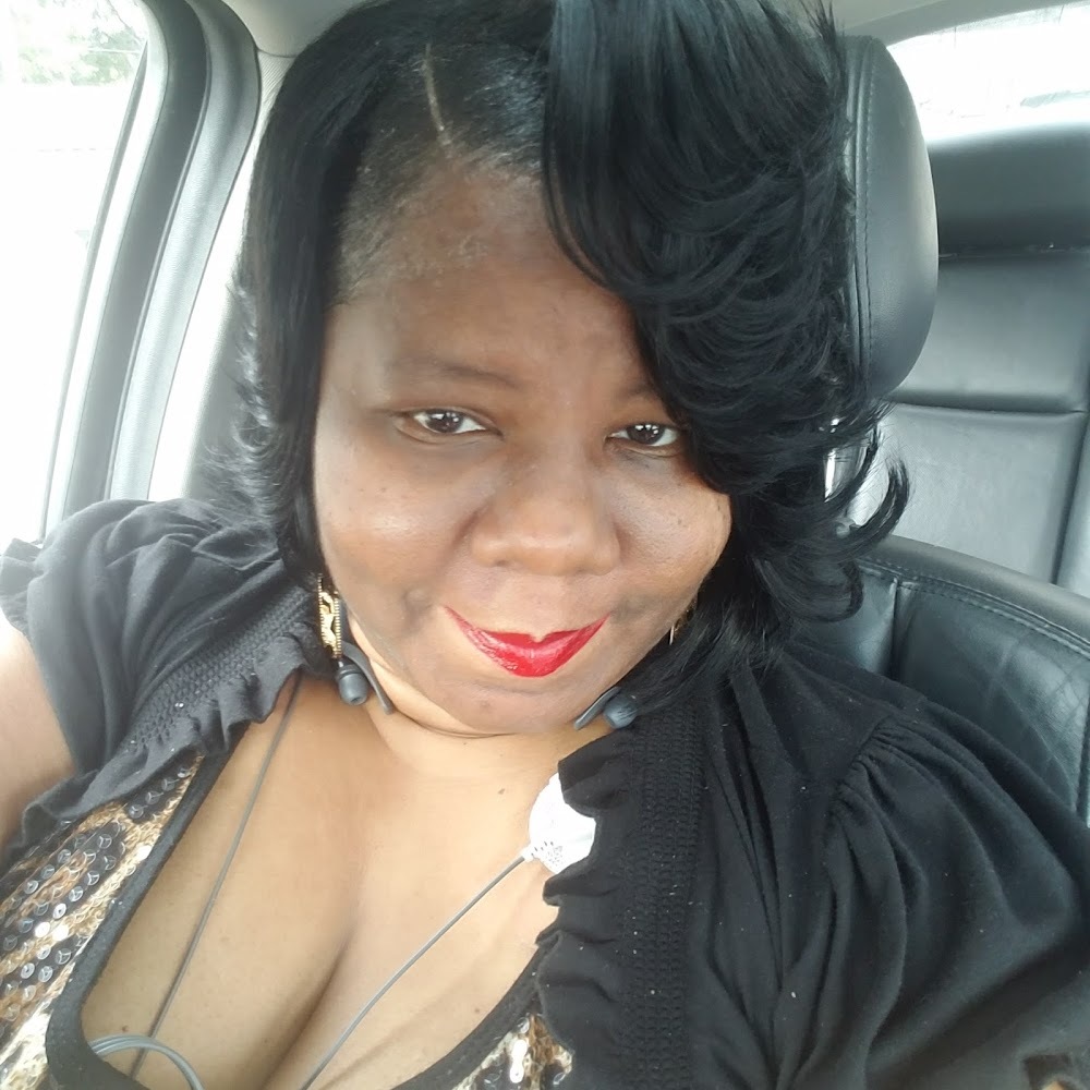 Meet your Posher, Aretha